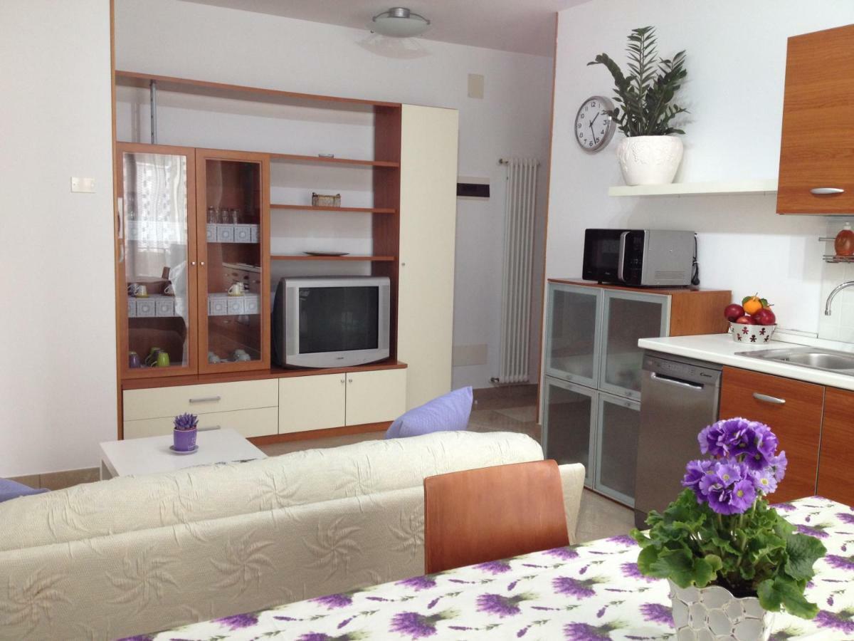 רימיני Aloe Beach Apartments, Ombrellone, Parcheggio E Uso Di Biciclette Gratis מראה חיצוני תמונה